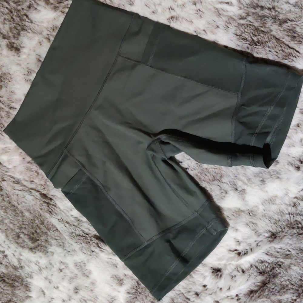 Aerie bike shorts